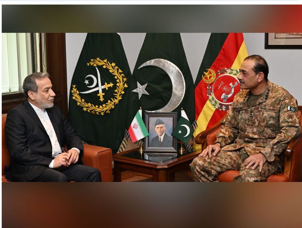 علاقے میں تعاون بڑھانے پر پاکستان کے آرمی چیف اور ایران کے وزیرخارجہ کا اتفاق
