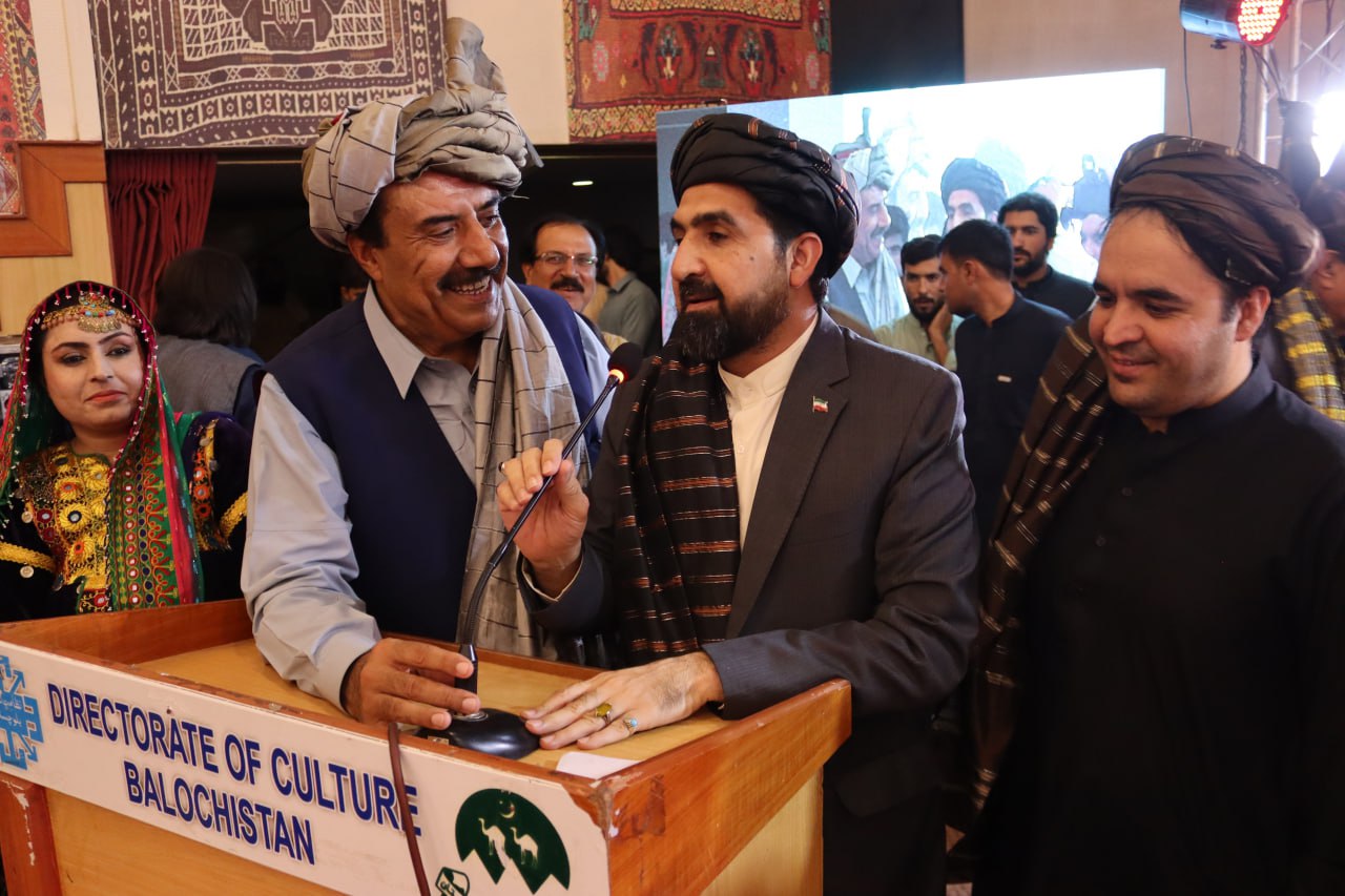 ڈی جی خانہ فرہنگ ایران سید ابوالحسن میری کی پشتون میوزیکل نائٹ میں شرکت